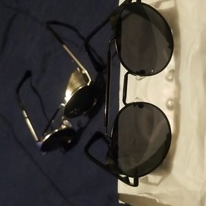 Men/women Sunglasses red lens black/chrome available